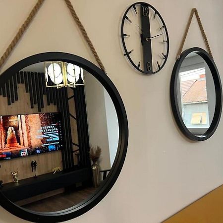 Urban Luxury Appartment 萨格勒布 外观 照片